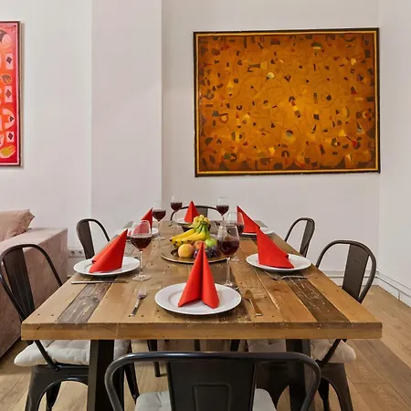 Your Urban Retreat Apartman